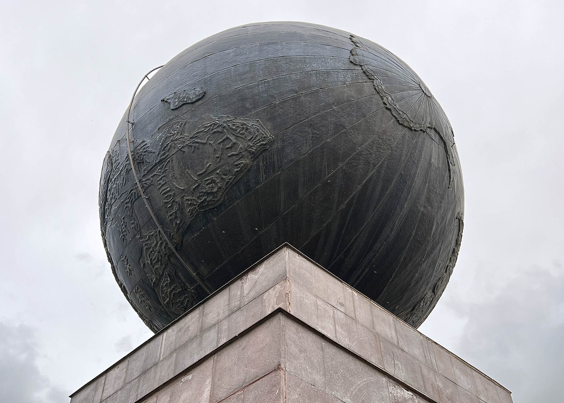latitude-zero-musings-on-the-equator-chuck-s-wonder-world